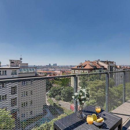 פראג Jt'S Apartments Korunni Str. מראה חיצוני תמונה