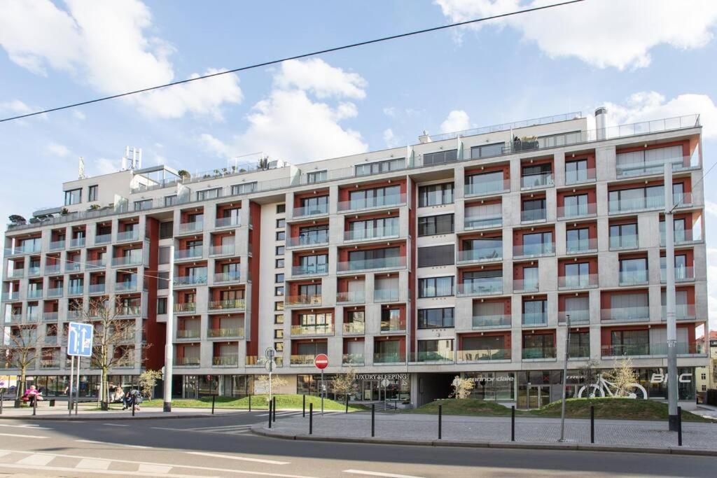 פראג Jt'S Apartments Korunni Str. מראה חיצוני תמונה